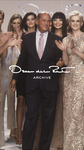 “I am a designer. Someone who cares for life, who lives, who loves.” – Oscar de la Renta Oscar’s life and work were expressions of the same joy. The spirit that animated his days infuses each creation, defining a legacy brimming with exuberance. We invite you on a brand journey through the Archive, where 1965 meets the present. #odlrarchive Discover the digital archive on Youtube.com and stay tuned for more uploads. Spring 1997 Runway Show, Oscar de la Renta Archive 1997 FRAGRANCE campaign, Osca