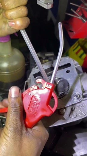 #motorcycle head valve #lekicing #ytshorts #automobile #trending #shortvideo