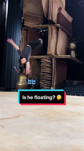 Exploring Floating Characters in Art: Hayami Yumita