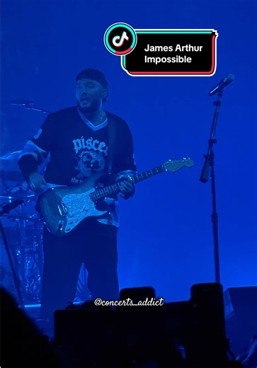 @James Arthur qui nous sort son classique « Impossible » 🥹❤️ #jamesarthur #piscesworldtour #zenithparis #impossible #paris