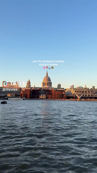 Experience the Arrival of Spring in London