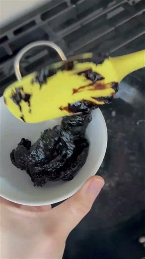 How to make black bean noodles