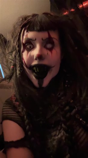 Clown Horror Experiences: Scary Sightings and SFX