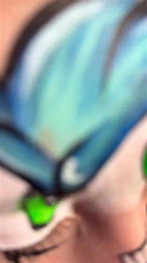 I used to hate painting Sonic the hedgehog, it never looked right. But with this new design I’ve created I’m much happier with is. Excited to share the full breakdown and tutorial on this cool Sonic Face Paint on the @glowworlduk app in February, along with many more cool tutorials. Download the app today. Commen ‘APP’ and I’ll send you the link 💜👩🏻‍🎨✨ #sonicfacepaint #facepaintingideas #newdesign | Loulabelle Face Painting