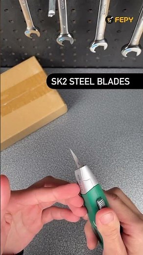 Meet the SATA Utility Knife — built for precision, strength, and everyday reliability.