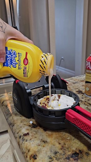 the stuffler the ultimate waffle maker #waffles #presto #stuffedwaffles #breakfast