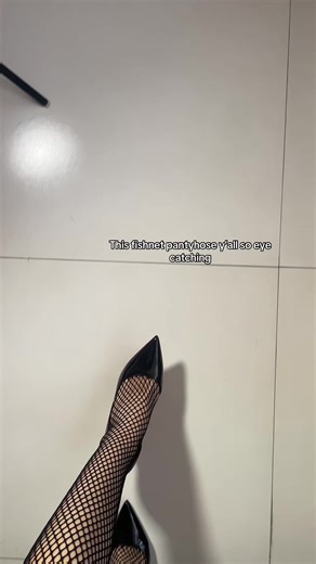 Stunning Fishnet Pantyhose for a Fashionable Look