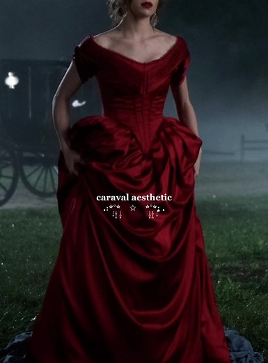 Caraval: A Dangerous Game of Magic & Mystery