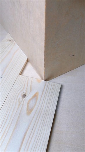 An easy way to measure the position of a wooden corner #woodworking #tips #skills #diy #ideas