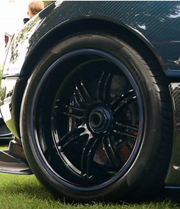 Pagani Zonda hypercar first post: specs, highlights, sound
