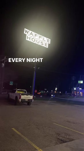 Late Nights at Waffle House: A Flavorful Experience