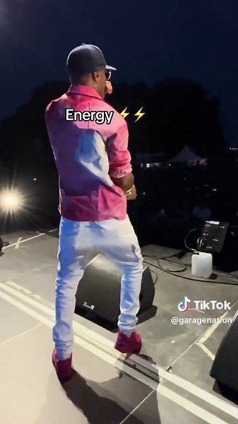 Garage Nation Night Crew: Unstoppable Energy at UK Rave