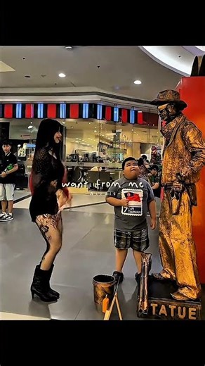 Trending Tiktok Dance | Bumble Bee Trend #trending#tiktok#dance#editlyrics#lyrics#viralvideo#shorts