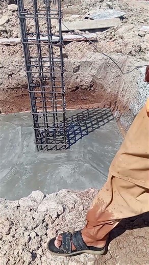 Why Concrete is Watered After 24 Hours of Pouring? 💧