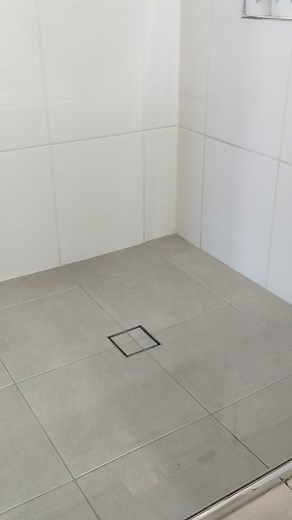 Clean Your Shower with WD-40 for a Sparkling Finish!