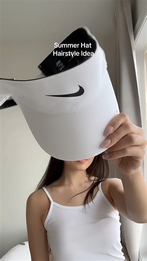 Claw clip hat hairstyle Idea! #hairstyles | Godess.ca