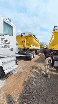 Real time truck wash breakdown 1/3 👨🏼‍🌾 #fleetwash #pressurewashing #mobilewash #truckwash