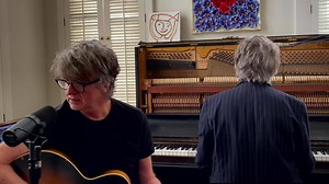 Neil Finn will be live on Fangradio this week, performing the second Crowded House album, Temple of Low Men. Thursday morning Feb 11 in NZ & Australia, Wednesday Feb 10 further to the west! Available as a podcast later. See https://CrowdedHouse.lnk.to/Fangradio for all the details and archived episodes. | Crowded House