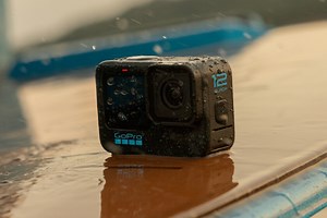 GoPro HERO12 Black: video HDR, soporte para audio Bluetooth y el doble de autonomía para mantener la corona de las cámaras de acción