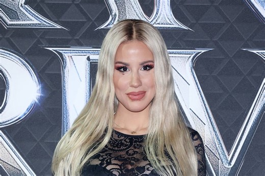 Tutto su Baby K, la popstar lanciata da Tiziano Ferro