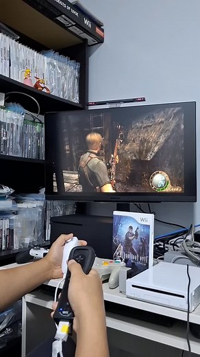 Todavia hay quienes dicen que la version de re4 en wii es la mas complicada de todas, yo diria que es la mas facil y que solo es cuestion de practica.. #fblifestyle #retrogaming #nostalgia | SiniestroRetro