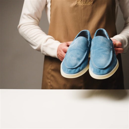 In Italian ateliers where tradition blends seamlessly with subtle innovation, every piece is crafted by skilled hands and a legacy of excellence. From hand-finished seams to thoughtfully chosen materials. | Aurélien