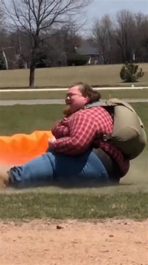 Sky Dive from Hell "Parachute failure" 😂🤣😭 #skydiving #daredevil #fails #fblifestylechallenge #fbreels2025ツ #aerial #adrenaline #acdc #HighwayToHell | Bust a Gut Comedy