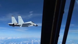Video from 2022 showed Chinese fighter jet intercepting US aircraft