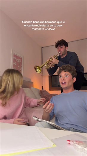 La broma perfecta entre hermanos: momentos de risa