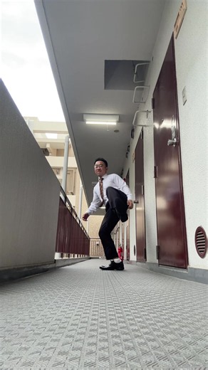 消防士筋トレスーツ姿ヒョウ柄タイver Firefighter Workout in a Suit – leopardーprint Tie Version 🚒💪👔 消防員健身（西装豹紋領帯版) #筋トレ男子 #fitness #chineseboy #workout #スーツ男子