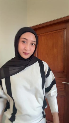 J(ed) (@_hippyy)’s videos with suara asli - c