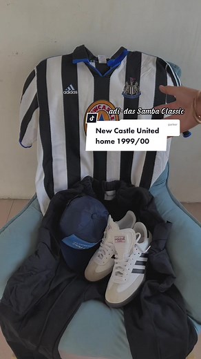 Blokecore outfit with… #mrblokecore #blokecore #blokecoreoutfit #vintagefashion #classicfootballshirts #ootd