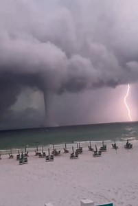 619K views · 13K reactions | Incredible scene in Destin, Florida early this morning with this Large Waterspout - even a few CG Lightning bolts!⚡️⚡ Permission: Boo Freeman | Live Storm Chasers | Facebook