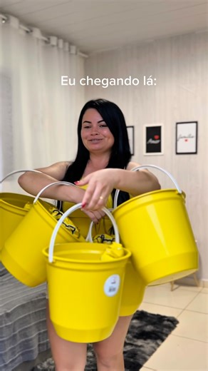 Leidielle | recomeçando do zero on Instagram: "💛🤣 #festadascores #tred #trendreels #festadascores❤️💛💙💜 #explorer"