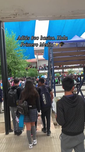 Graduación del 8vo Básico: ¡Adiós y Hola!