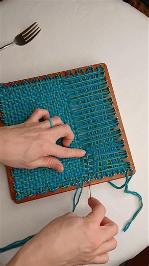 Speed-Weaving on a Pin Loom #weaving #bluebutterfly #fiberart #diy