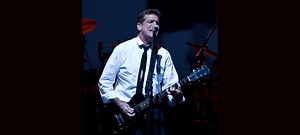 Remembering Glenn Frey: Iconic Moments of the Eagles Guitarist | Expert photography blogs, tip, techniques, camera reviews - Adorama Learning Center