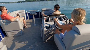 Are you looking to upgrade your boat to a new Bennington? Get an estimated value for your current boat when you trade it in for an upgraded model or sell it to a local Bennington dealer. Get started at https://bit.ly/BenningtonSellorTrade | Bennington Pontoon Boats