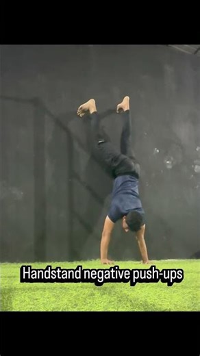 Handstand negative push-ups