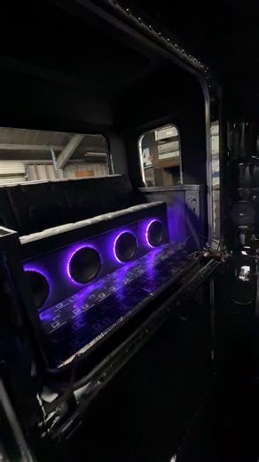 Big truck, big sound system 🔊 . . #pdidiesel #bigbossparts #largecar #cummins #detroitdiesel #peterbilt #kenworth #freighliner #PACCAR #peterbilt389 #isx15 #C15 #peterbilt379 #peterbilt359 #bigrig #slammedsemis #prideinyourride #cattlepot #cattletruck #cowhauler #showtruck #kenworthw900 #lowbed #C16 #3406E #customtrucksunlimited #semitruck #semitrucks #truckinglife #trucking | Performance Diesel Inc.