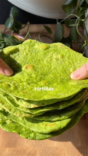 5-ingredient Homemade Spinach Tortillas