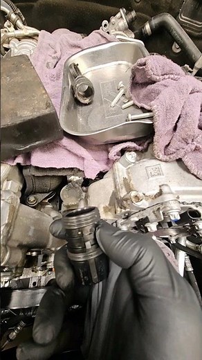How to replace Mercedes 276 coolant pipe between heads.