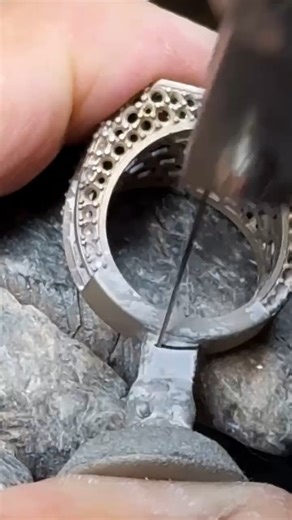 Endless Jewellery on Instagram: "💎 One-Stop Jewelry Factory 💎 Skip the middleman & grow your brand with factory-direct jewelry! ✅ 20+ Years of Manufacturing Experience ✅ OEM & ODM Services ✅ One-Piece Dropshipping ✅ In-House Design Team — Your Idea, Our Creation 📞 WhatsApp: +86 199 2428 1496 📧 Email: sale36@endlessjewe.com 🌐 Website: endlessjewellery.cn From concept to delivery, we take care of everything, so your brand shines with unique, high-quality designs at unbeatable factory prices. 