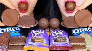 302K views · 253 shares | ASMR MILKA CHOCOLATE OREO SNOWBALLS, MOUSSE CAKE, ALFAJOR, ICE CREAM BARS, CHOCO WAFERS, BISCUITS 먹방 | Kim&Liz ASMR | Facebook
