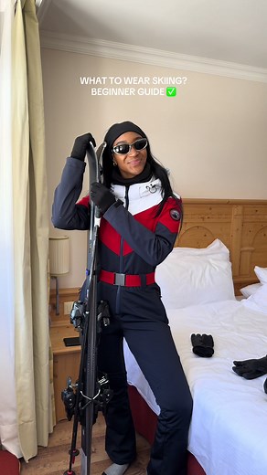 What to Wear Skiing: Essential Outfit Guide