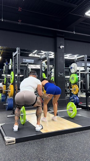 LEARN HOW TO SAFELY DEADLIFT!👍 | deadlift exercise