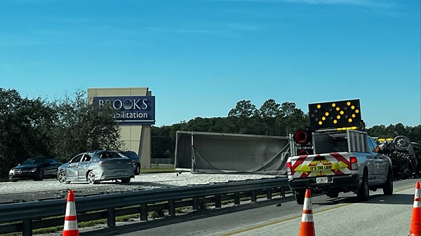 Multi-vehicle crash on I-95 South at Old St. Augustine Road shuts down lanes in both directions