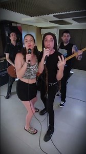 Møira se lanza a los directos