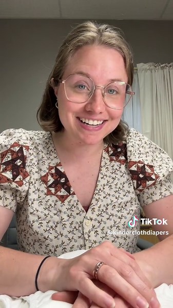 Replying to @Arcadias Nursery Cloth Diapers #greenscreen Could you, or someone you know, benefit from a reusable incontinence product like this? Tag them!! #reusablediapers #incontinence #mom #adultdiapers #depends #reuableproducts #sustainableswaps #snapez #bebrevity #brevity #period #postpartum