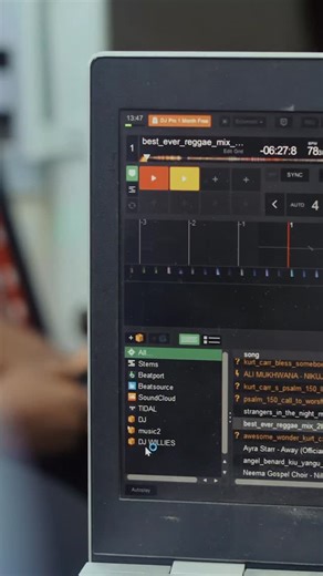 🎶 Ready to turn up the volume? 🎧 Contact us for all your DJ equipment needs. Let’s make your sound dreams a reality! 🔊 #DJGear #SoundOnPoint | Spectrum AUDIO Systems LTD.